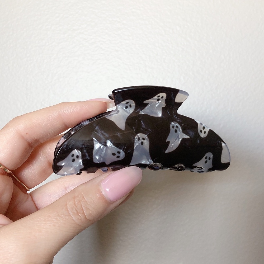 🎃 Ghost hair clip NEW! Halloween claw clip